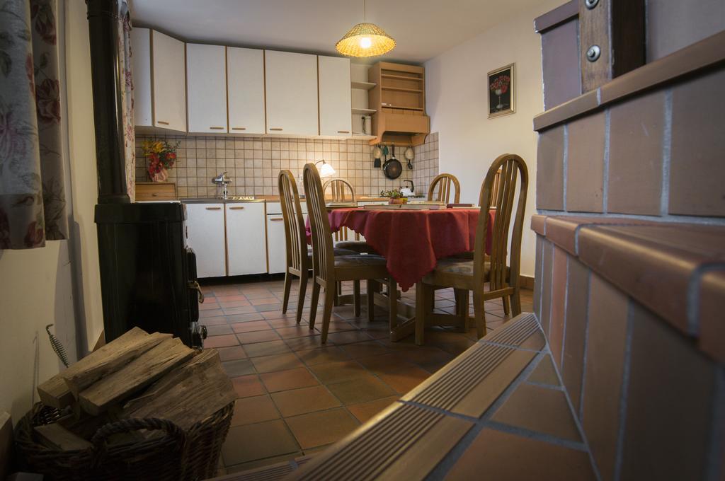 Apartmaji In Sobe Marija Jera Štanjel الغرفة الصورة